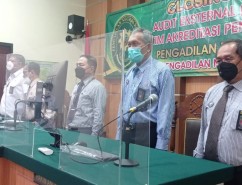 Asessment Surveilans Oleh Tim Akreditasi Penjaminan Mutu (APM) Pengadilan Tinggi Surabaya Pada PN Ke